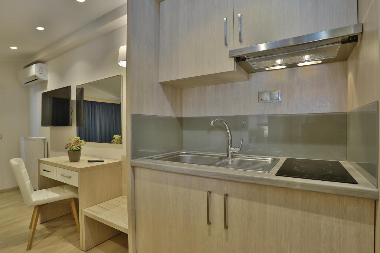 Alarzo Rooms Paralía Екстериор снимка