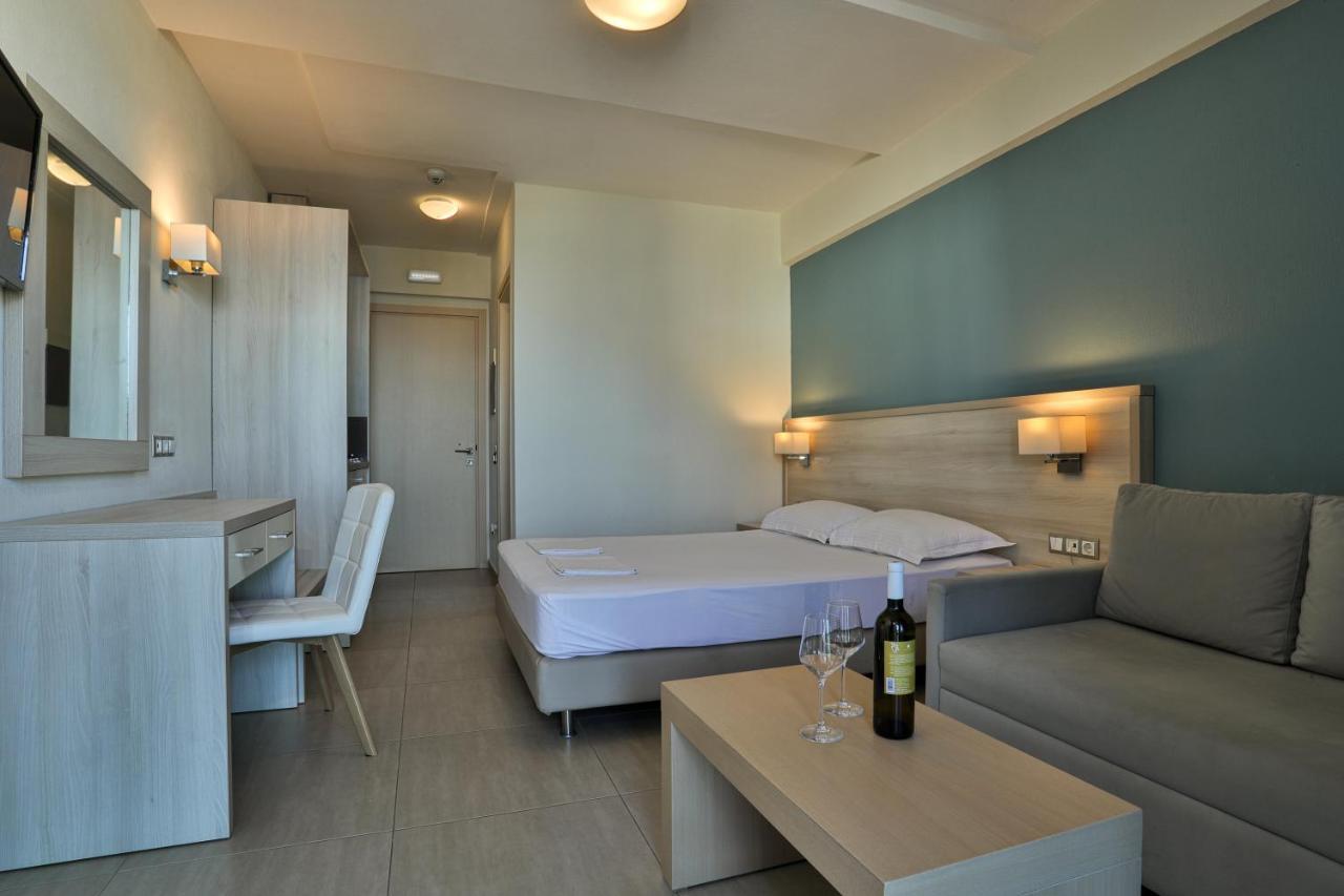 Alarzo Rooms Paralía Екстериор снимка