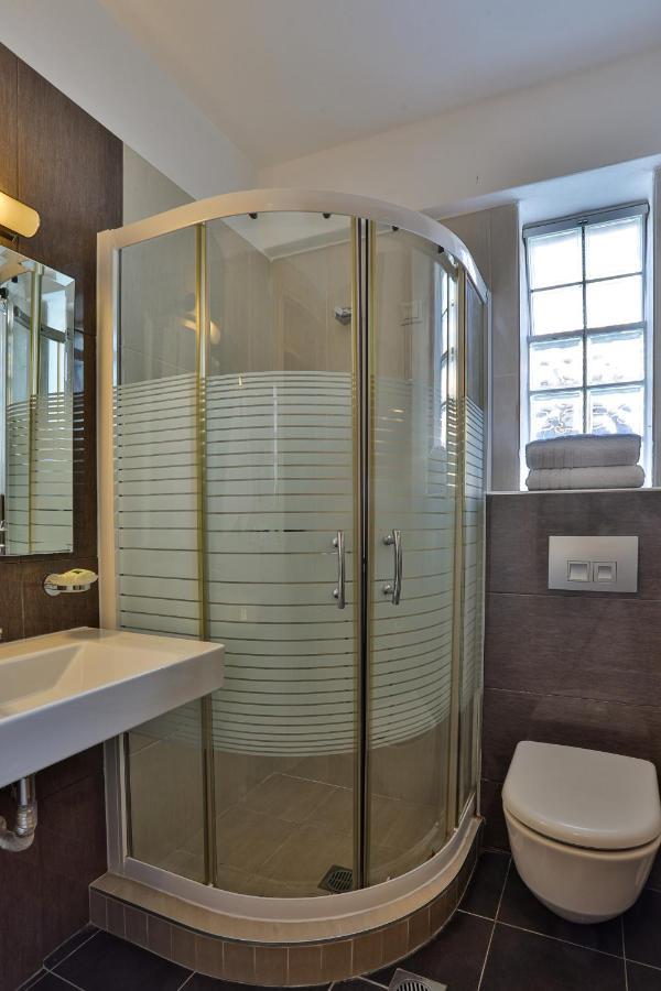 Alarzo Rooms Paralía Екстериор снимка